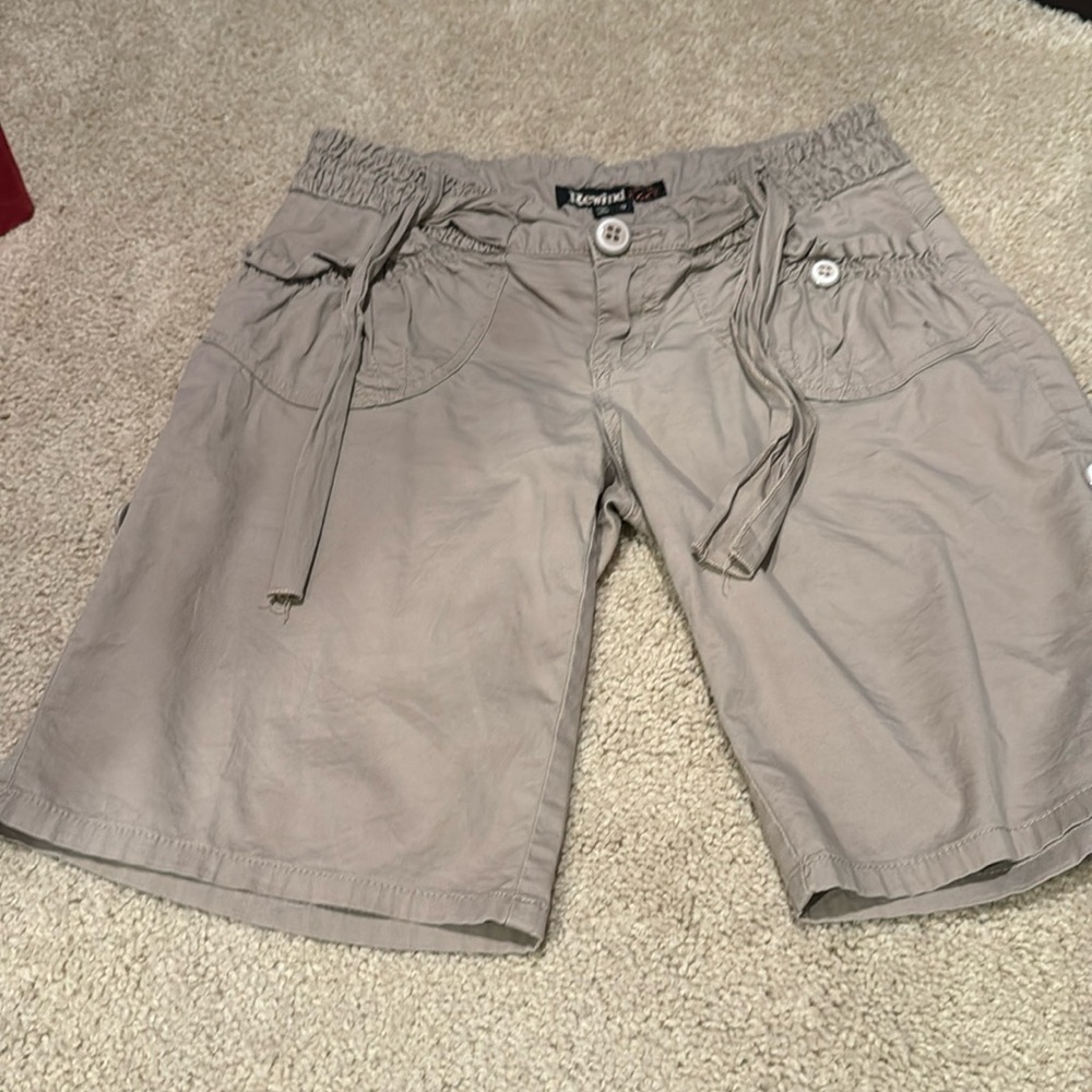 Rewind short Nice design